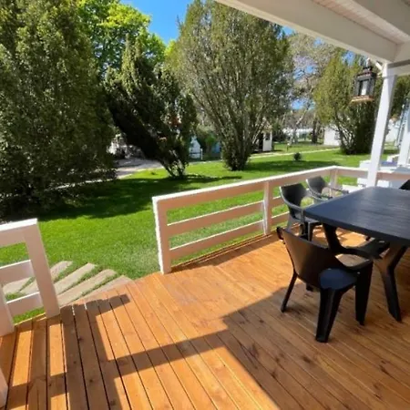 ロッジ Caloroczne Perla *