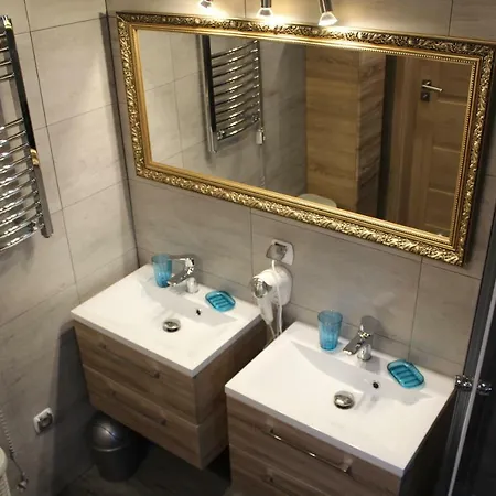 ロッジ Caloroczne Perla