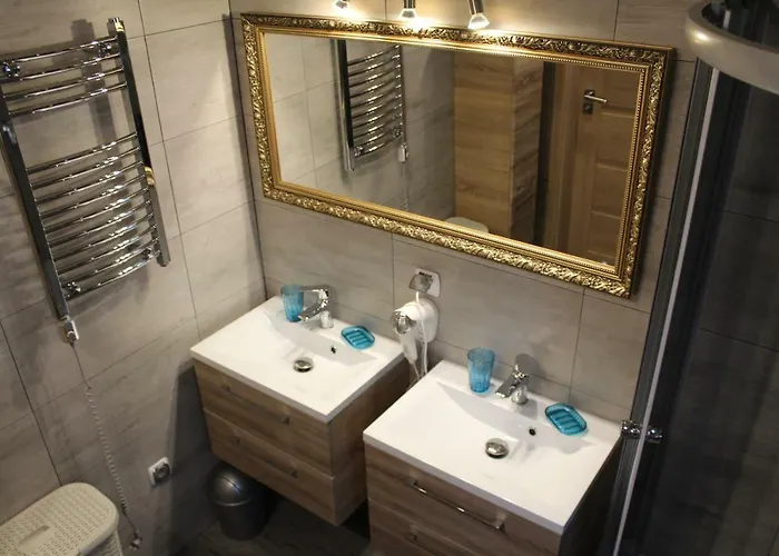 Alojamento de Turismo Selvagem Caloroczne Perla